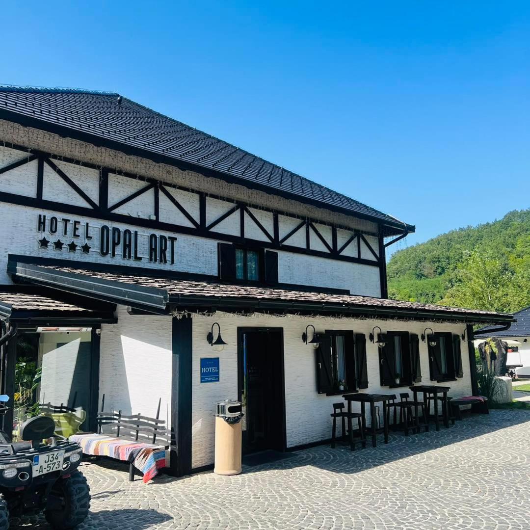 Turisticko Naselje Natura Art-hotel Opal Art Otel Lohovo