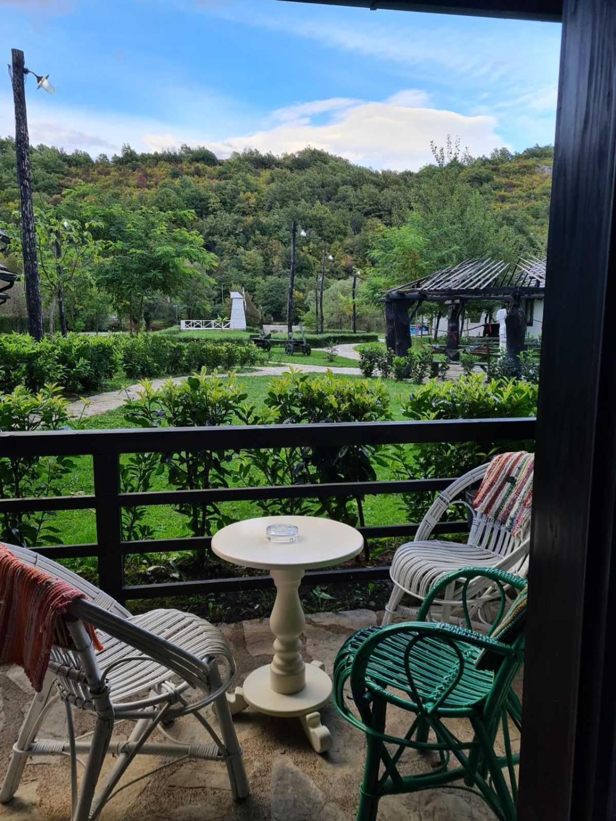 Otel Turisticko Naselje Natura Art-hotel Opal Art Lohovo