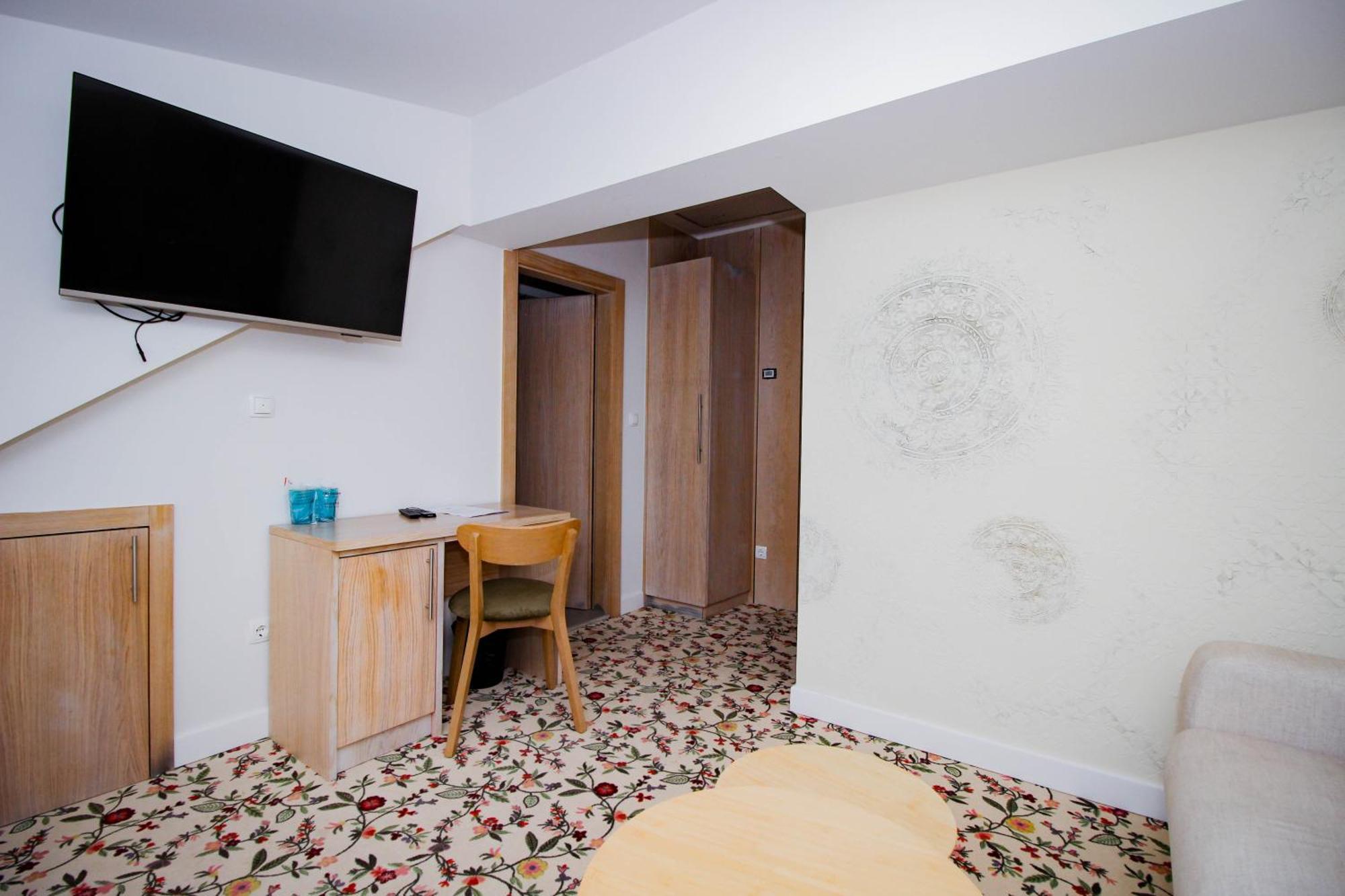 Hotel Turisticko Naselje Natura Art-hotel Opal Art 4*